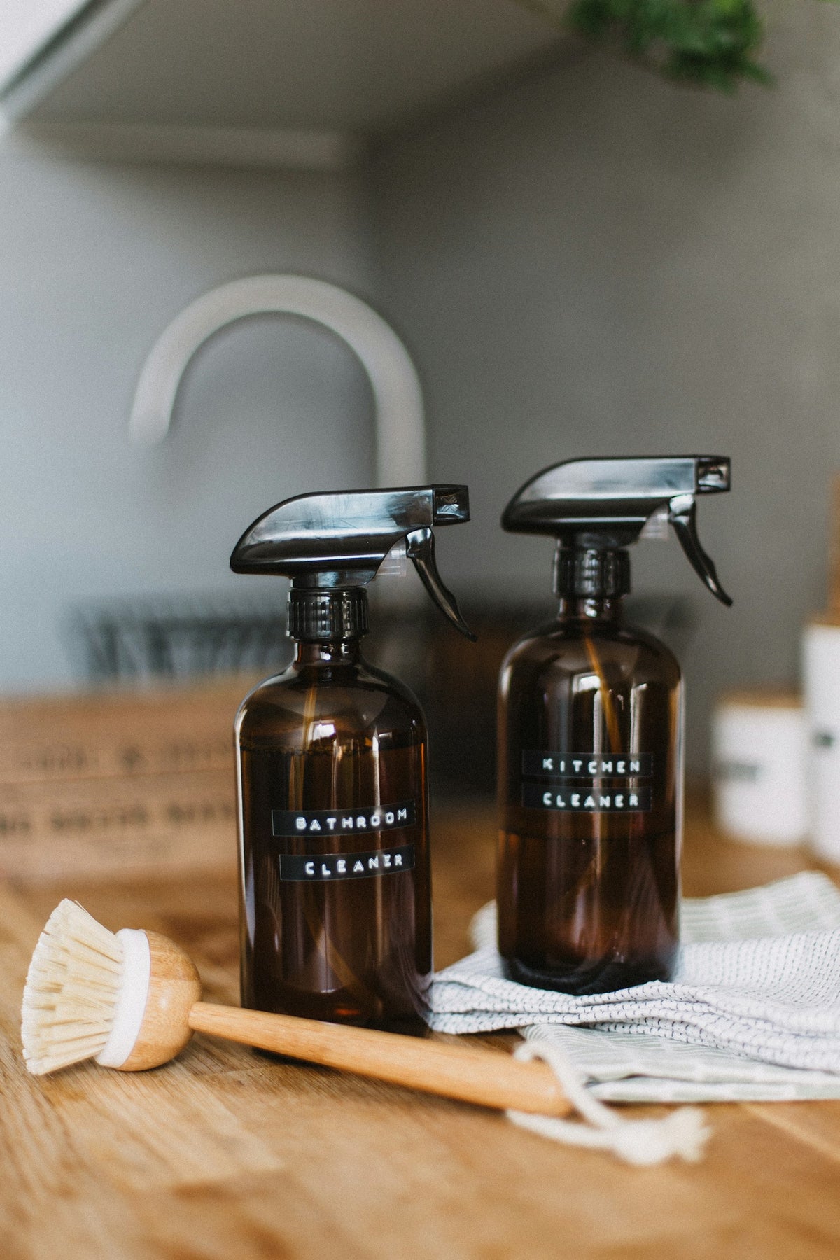 All-purpose cleaning spray bottles