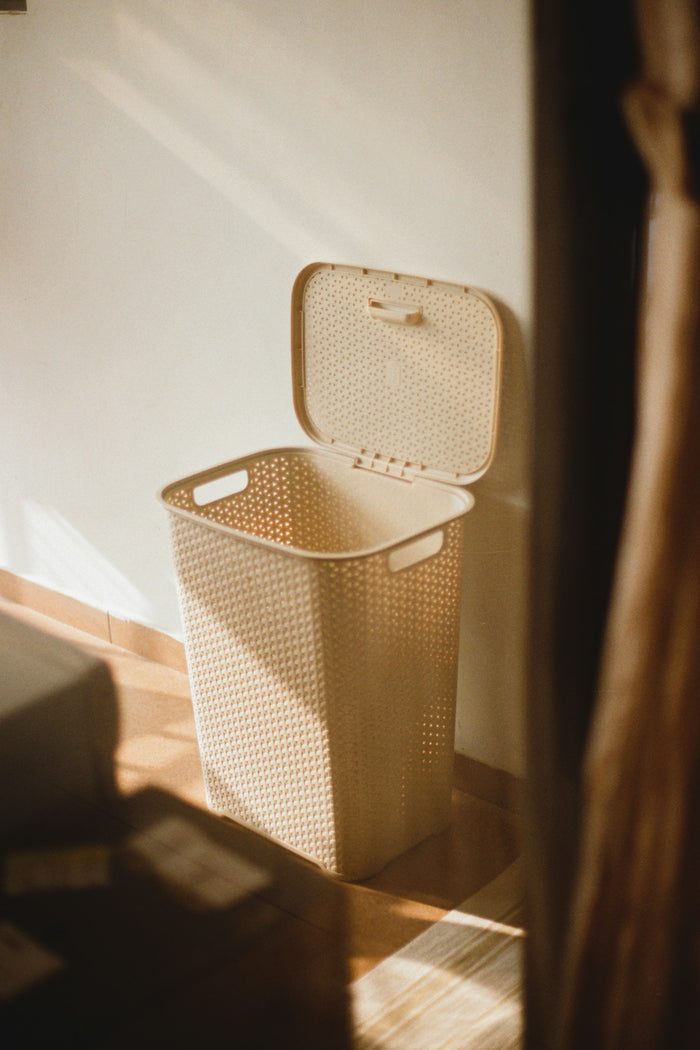 Lidded Laundry Hamper